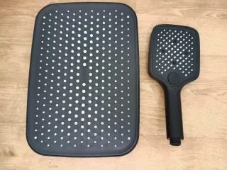 COLUMNA DE DUCHA NEGRA MULTIFUNCIÓN NUEVA A 40 EUR