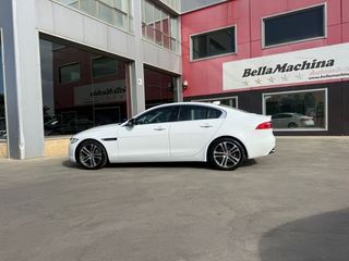 Jaguar XE 2.0D I4 132kW(180CV) RWD AT R-Dynamic SE