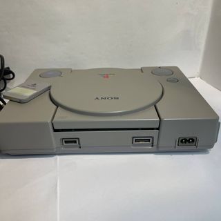 PlayStation 1 con maletín, mando, memoria y acc.