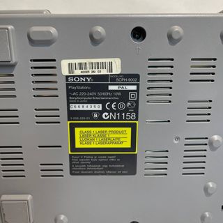 PlayStation 1 con maletín, mando, memoria y acc.