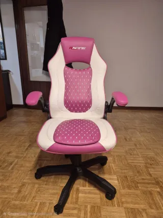 SILLA GAMING ROSA Y BLANCA