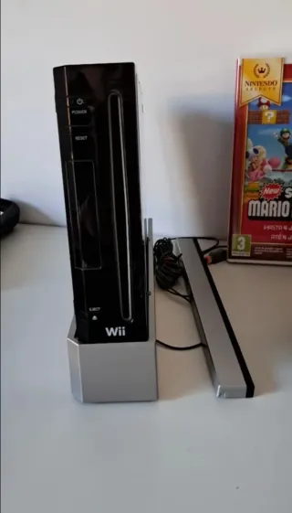 Consola Wii + Accesorios y Juegos