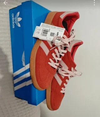 Adidas Spezial Rojo Talla 41 con caja y etiqueta