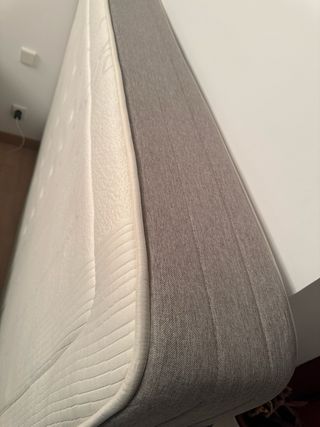 Materasso a molle insacchettate + viscoelastico