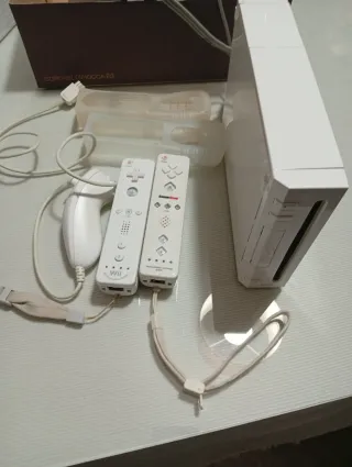 Consola Nintendo Wii Blanca + Accesorios
