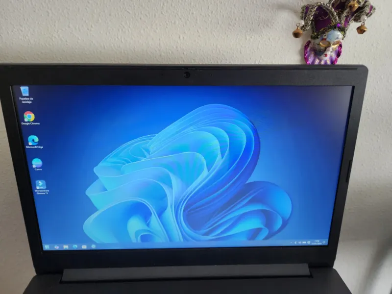Lenovo Ideapad I7plg afbeelding 2