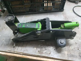 Gato Hidráulico JBM Verde