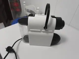 Cafetera Nespresso Krups Blanca