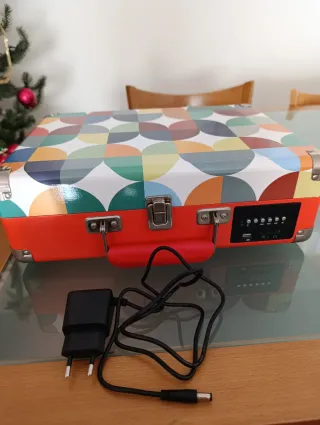 Tocadiscos vinilos, bluetooth, radio.....