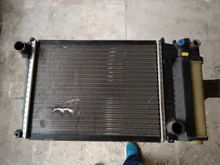 Radiador BMW 1712996