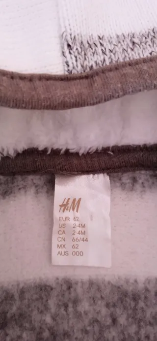 Buzo de bebé 3-6 meses y polar