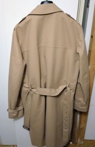 Gabardina clásica beige