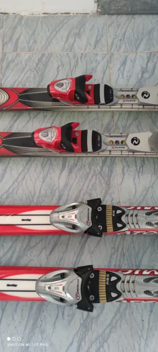 Esquís Rossignol y Atomic