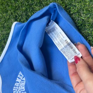 Top PULL&BEAR azul con texto