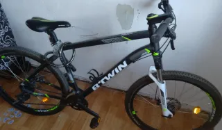 Bicicleta B'TWIN 520