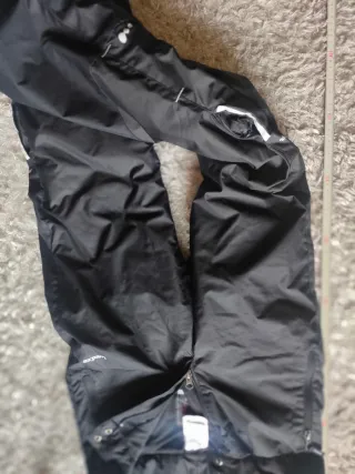 Pantalón de esquí negro con tirantes , talla 12