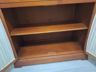 Mueble de almacenaje de madera