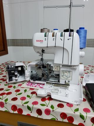Máquina Overlock Sigma 325 Multifunción