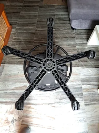 Silla giratoria alta para oficina y escritorio.