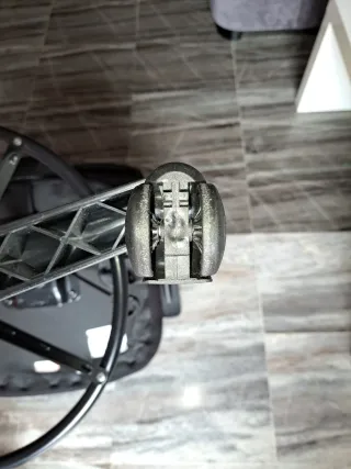 Silla giratoria alta para oficina y escritorio.