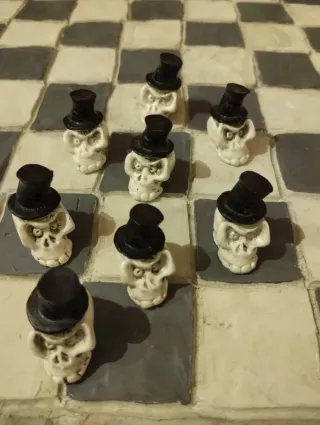 Ajedrez temático calaveras y fantasmas