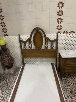 Cama 90cm con Mesita y Somier