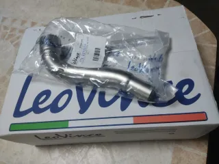 Tubo conexión escape LeoVince Triumph