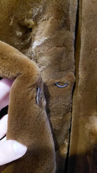 Abrigo corto marrón