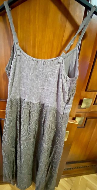 Vestido gris encaje talla única