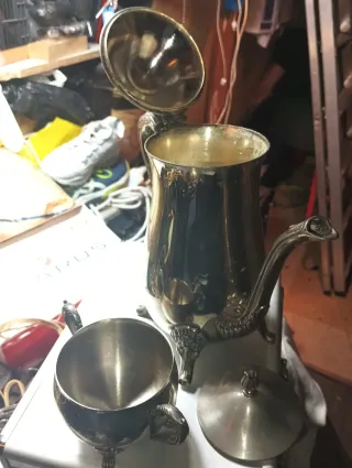 Jarra y azucarero de alpaca antiguos