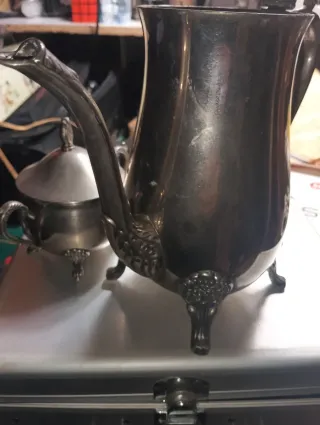 Jarra y azucarero de alpaca antiguos