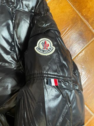 Casaco Puffer Moncler Preto Tamanho M