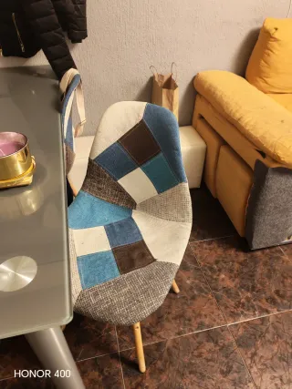 Mesa comedor cristal y sillas