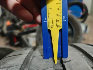 225/40R19 93V goodyear precio de la pareja