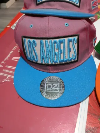 Lote 3 gorras Los Angeles y New York