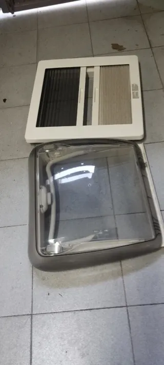 Claraboya Dometic 40x40 Oscurecedor Mosquitera