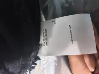 Cappello Moncler nero,davvero ottimo,taglia unica