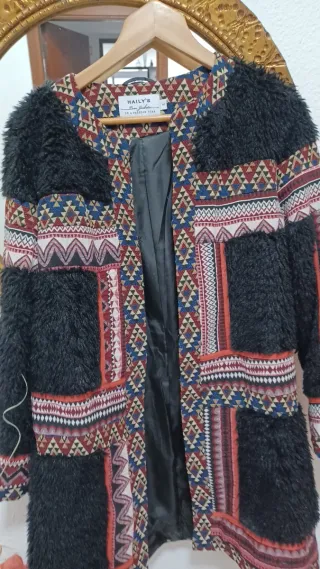 Abrigo étnico talla 42
