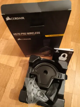 CAJA Corsair HS70 PRO Wireless Gaming Headset