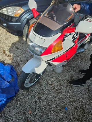 Honda CBR 1000f Moto Deportiva