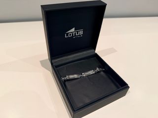 Pulsera Lotus Plata y Negro