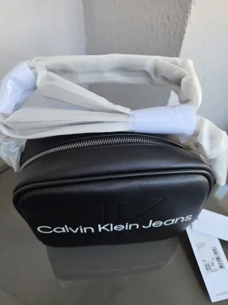 BOLSO CALVIN KLEIN JEANS NUEVO Y ORIGINAL