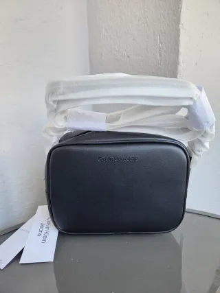 BOLSO CALVIN KLEIN JEANS NUEVO Y ORIGINAL