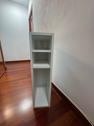 Mueble de pared blanco Ikea