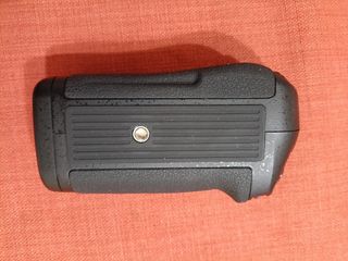 Impugnatura Nikon MB-D12 per D800/D810