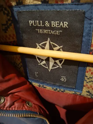 Abrigo plumífero Pull&Bear azul y marrón