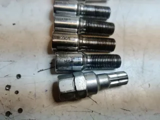 Tornillos Rueda Mercedes 320 W211