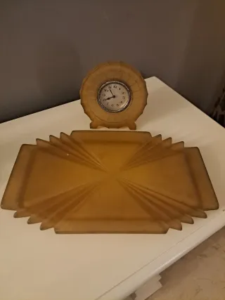 Reloj "Art Decó" con Bandeja a juego en Vidrio