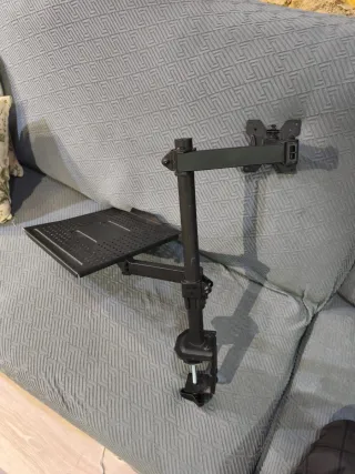 Supporto per computer e TV con morsetto