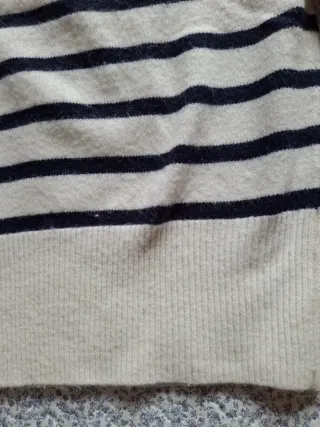 Jersey lana rayas cuello alto botones